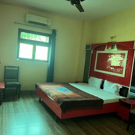 Hotel Skylark Amritsar Esterno foto