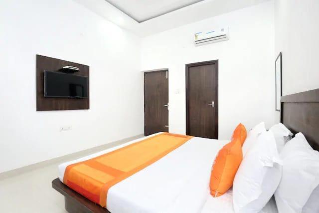 Hotel Skylark Amritsar Esterno foto